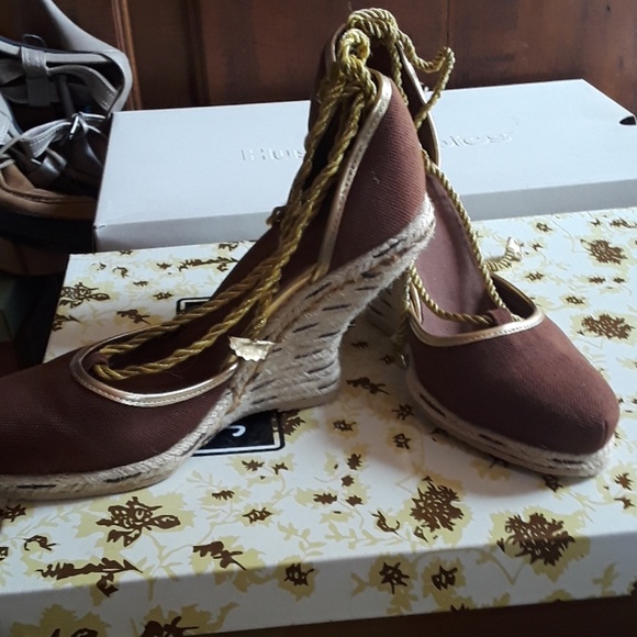 Wedges - Picture 2 of 2